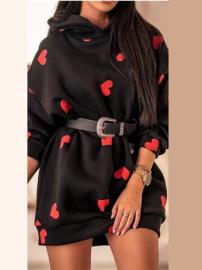 Sukienka dresowa czarna w czerwone serduszka - Moda włoska